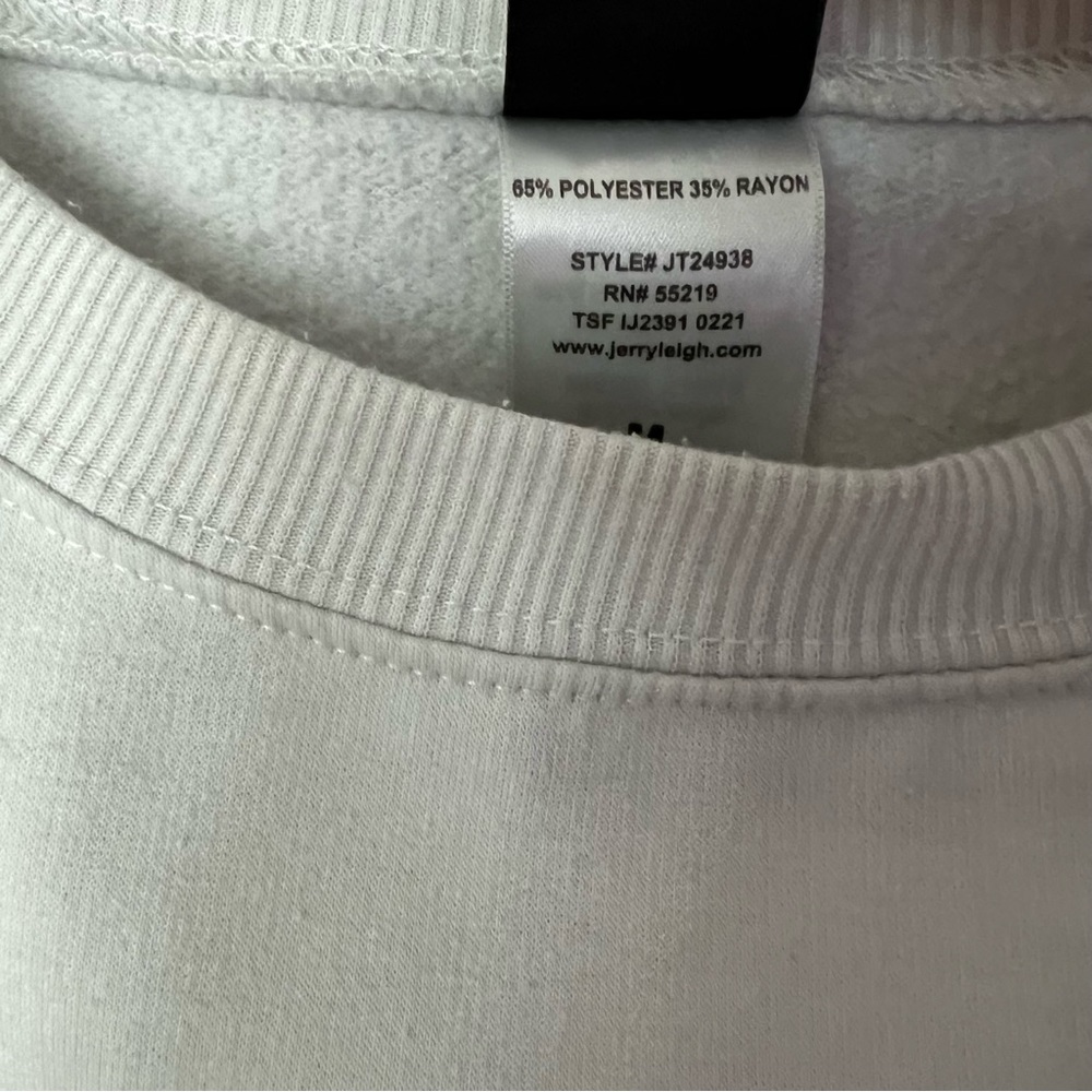 Disney Minnie Mouse Wonens long sleeve pullover sweatshirt | size medium - Picture 8 of 9